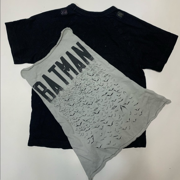 Baby Gap Black Batman T-shirt with Grey Detachable Cape. Size 4 - Picture 5 of 5
